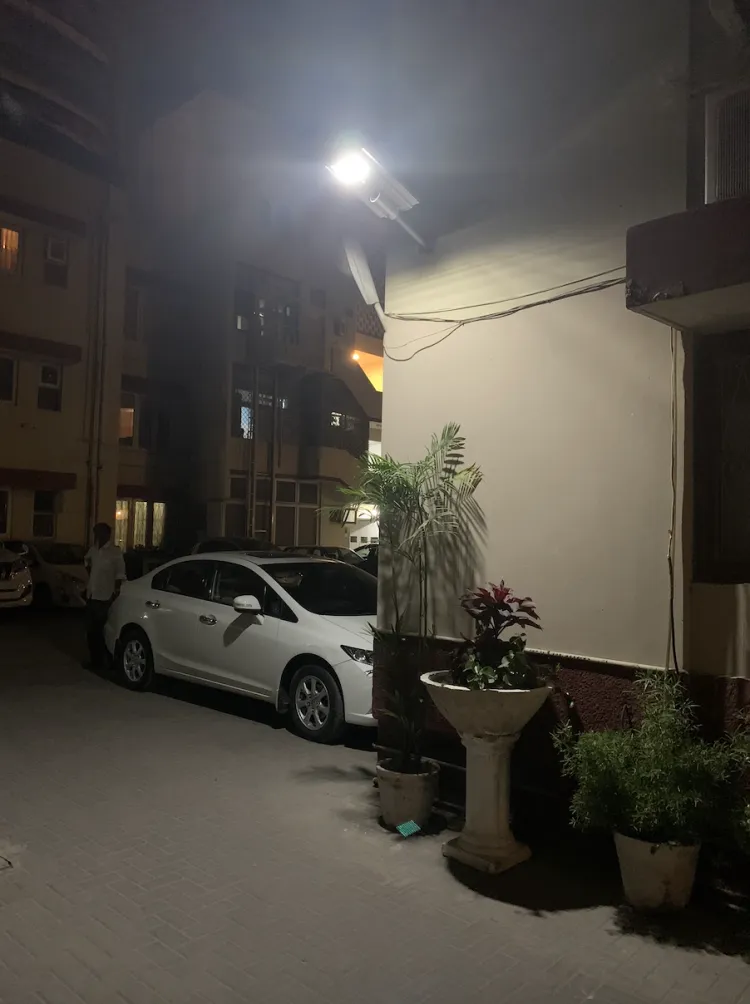 Aluminium solar LED street light with remote control 60w