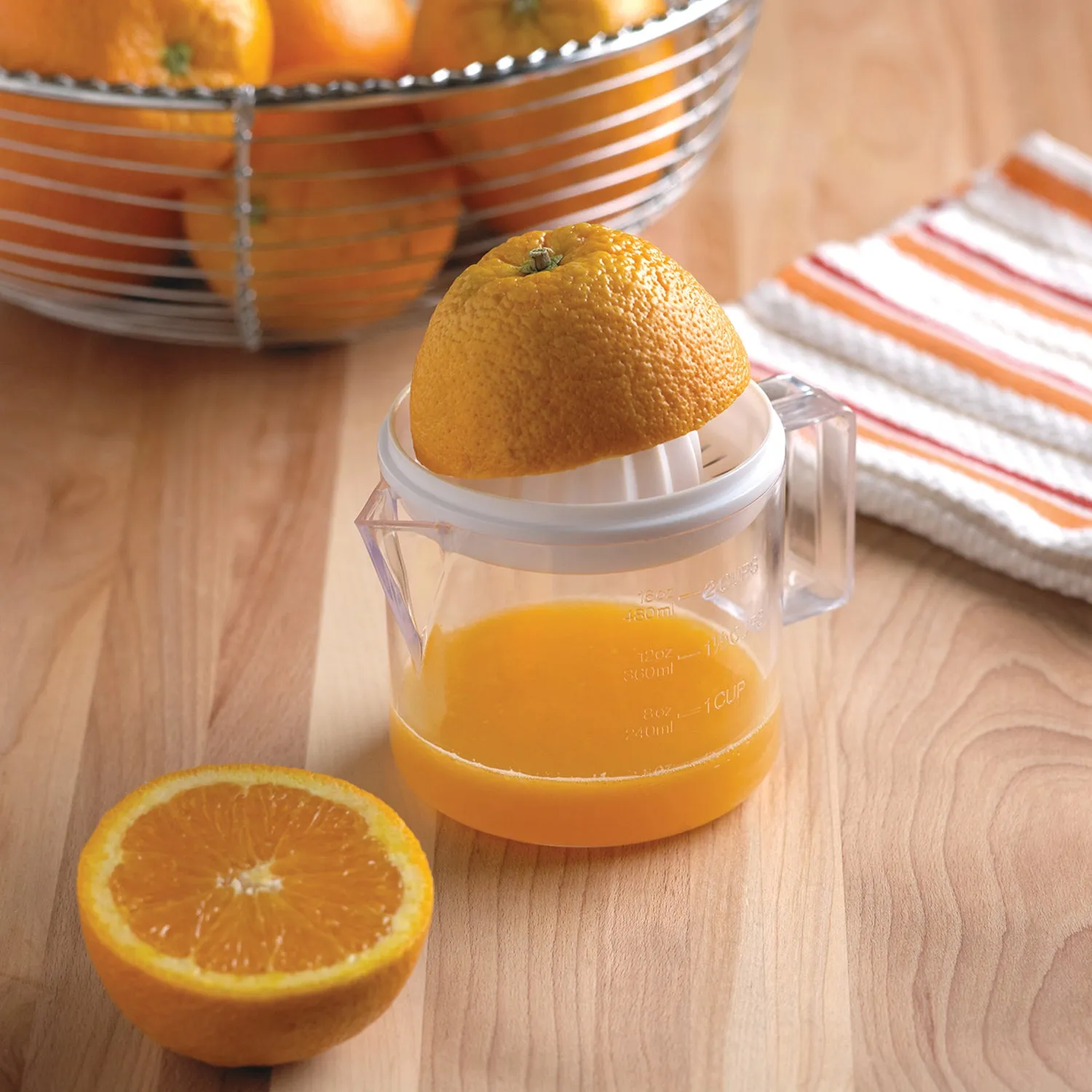 Citrus Juicer & Cup 5515