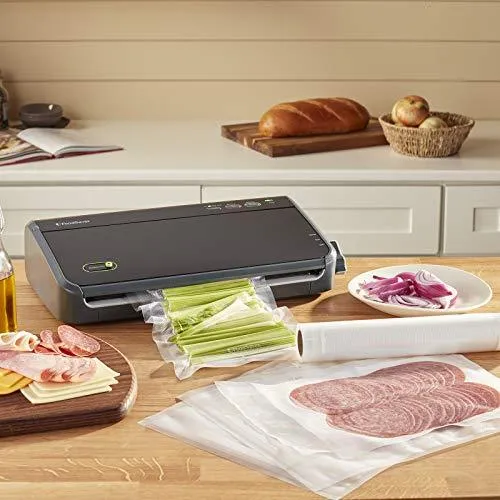 FoodSaver FM2100-000 Vacuum Sealer Machine System with Starter Bags & Rolls | Safety Certified, Black