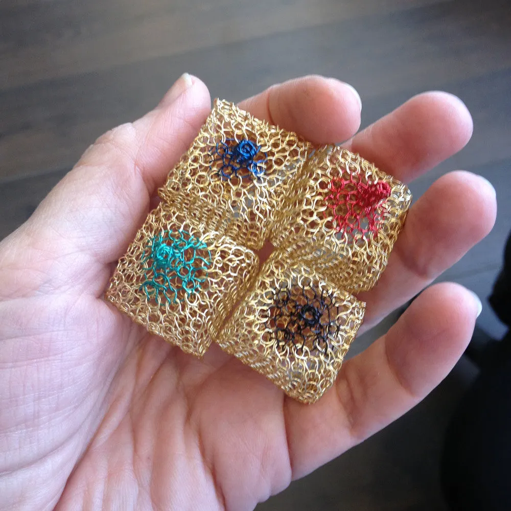 Hanukkah Holiday Gift , how to wire crochet a DREIDEL that spins