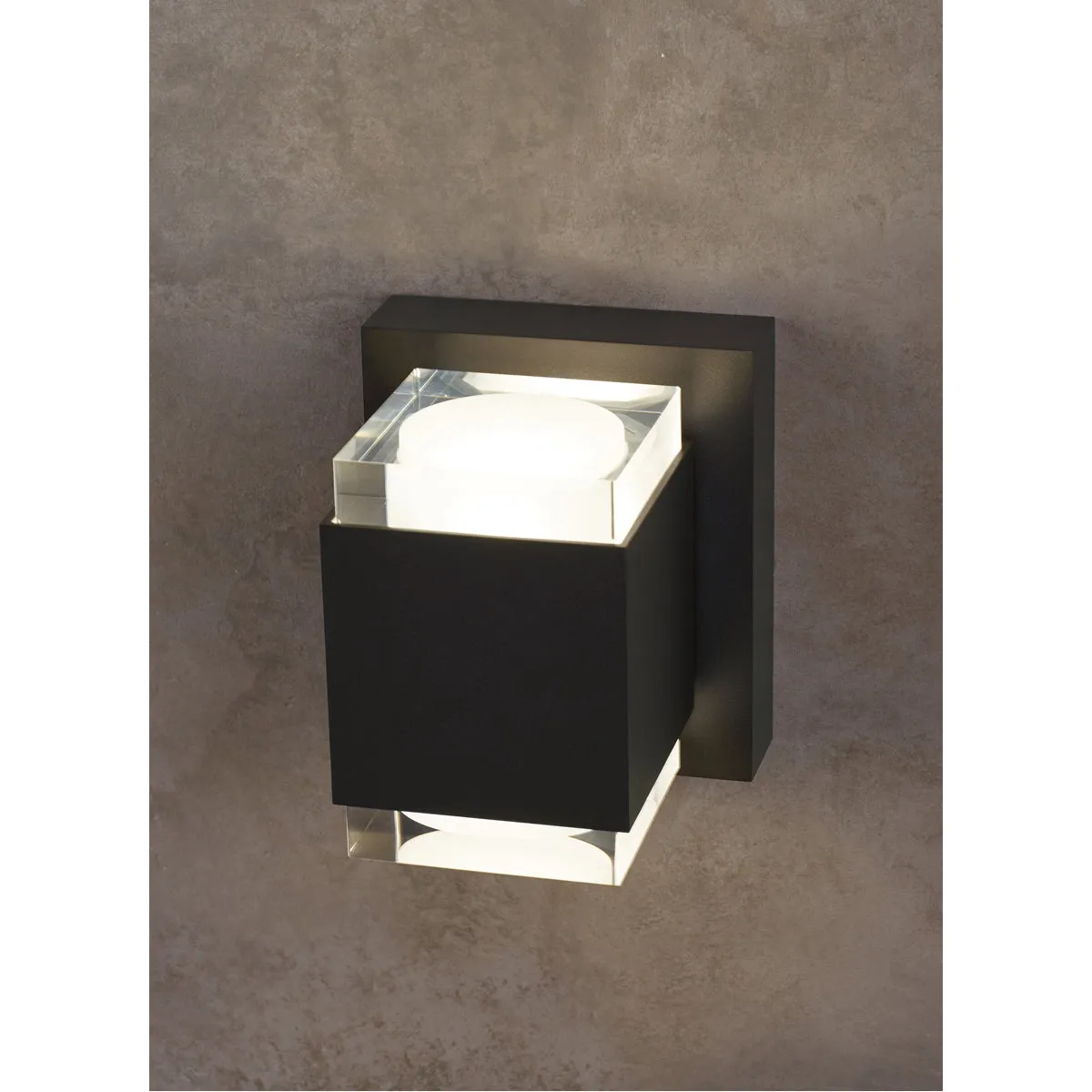 Tech Lighting Voto 6-inch 4000K Outdoor Wall Sconce