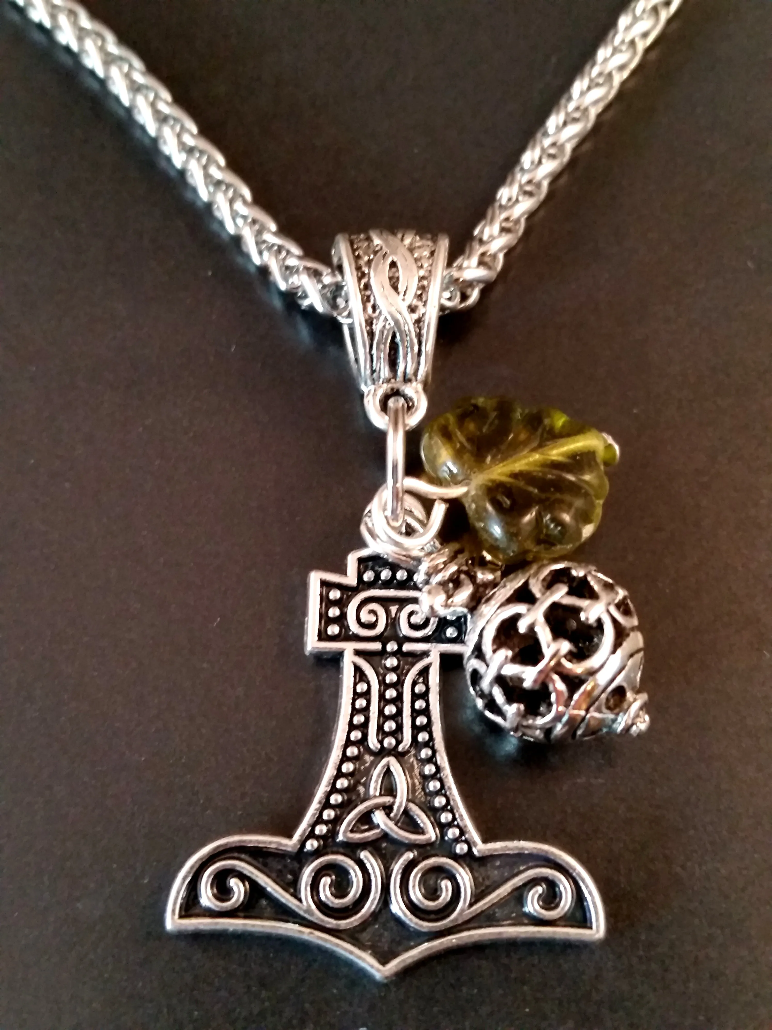 Thor's Hammer Necklace Silver Green Leaf Bead Norse Viking Style